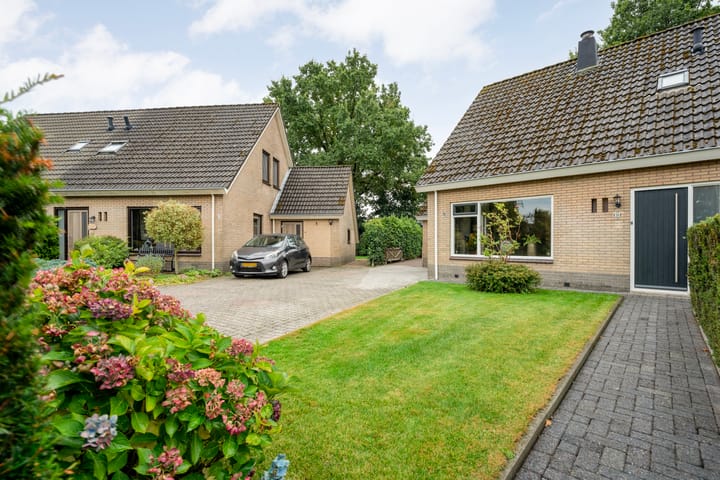 Photo 4 of Wilgenstraat 10