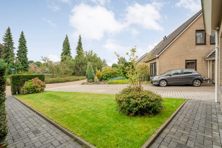 Photo 5 of Wilgenstraat 10