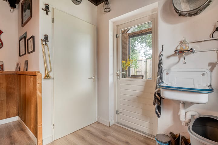 Photo 25 of Wilgenstraat 10