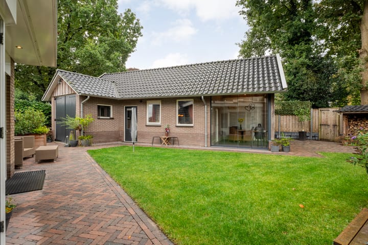 Photo 39 of Wilgenstraat 10