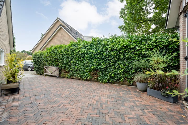 Photo 54 of Wilgenstraat 10