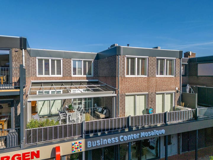 Foto 1 van Mosaïque 15