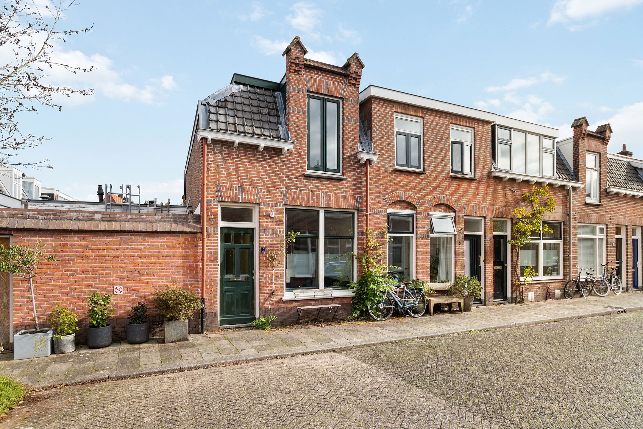 Pieter de Hooghstraat 2 