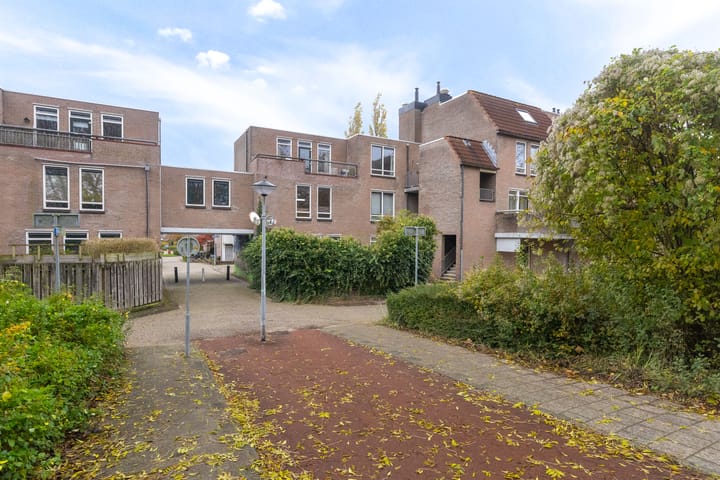 Photo 21 of De Veste 17 13