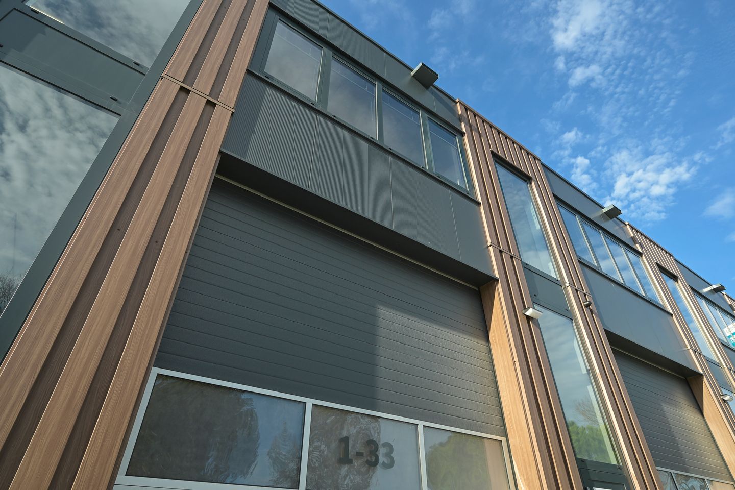 View photo 3 of Goudstraat 1-33