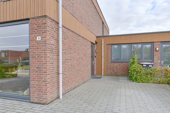 Foto 5 van Hazelaarwal 19