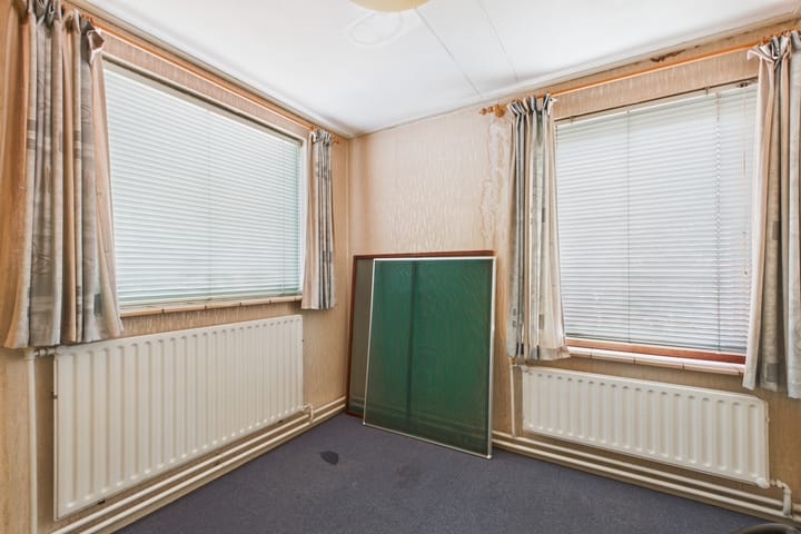 Photo 23 of Oranjestraat 11