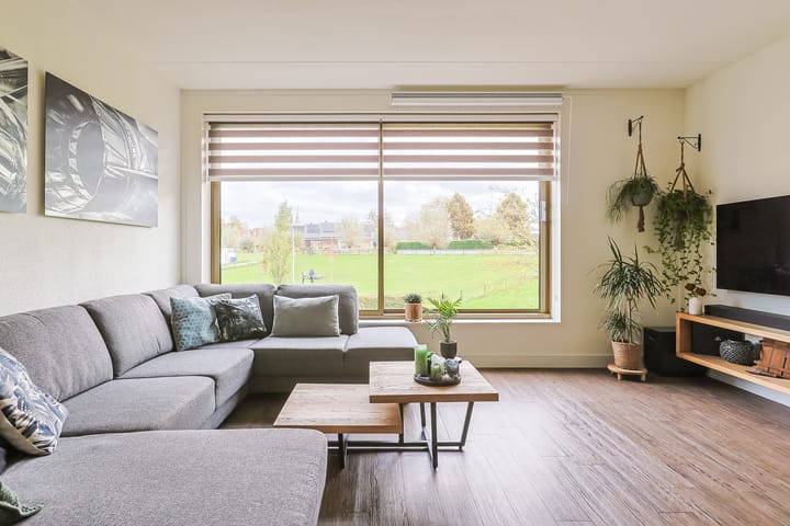 Photo 10 of Vijverhof 81