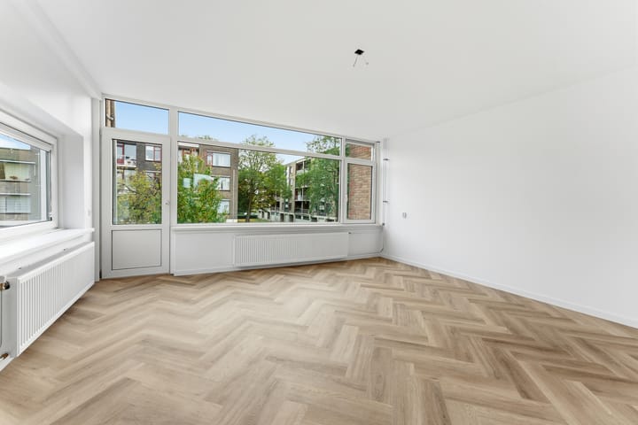 Photo 4 of Groen van Prinstererweg 41