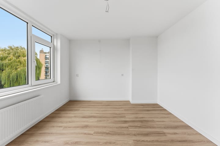 Photo 21 of Groen van Prinstererweg 41