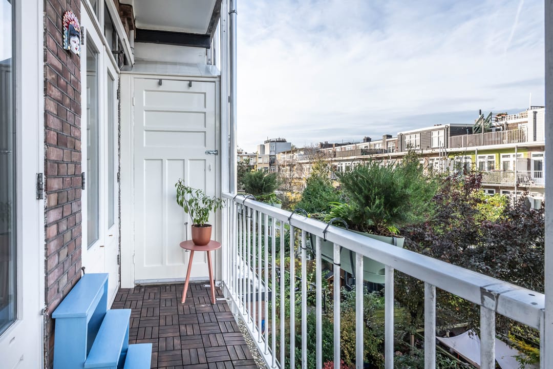 Photo 22 of Bloys van Treslongstraat 36-2