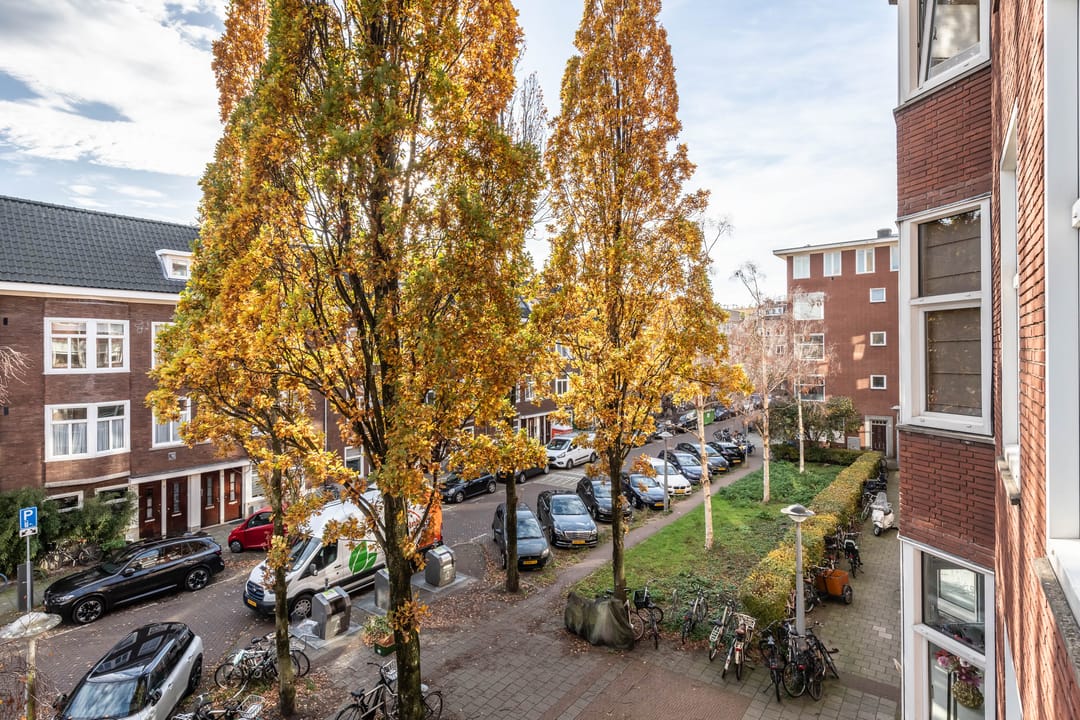 Photo 32 of Bloys van Treslongstraat 36-2