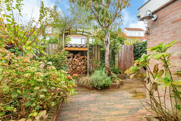 Foto 18 van Beemsterstraat 42