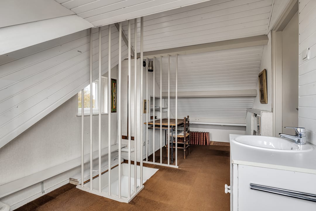 Photo 28 of van Limburg Stirumlaan 11