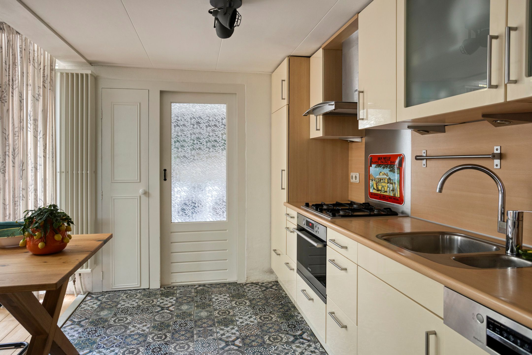 Foto 15 van Tooropstraat 24