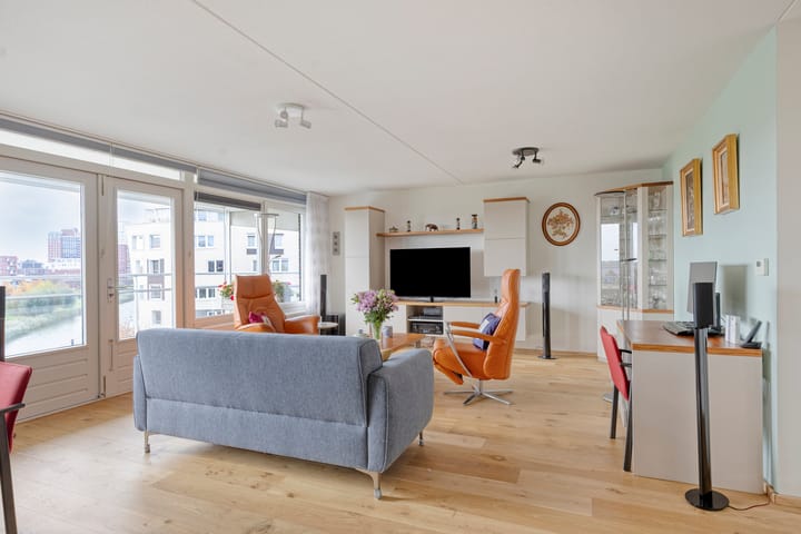 Photo 8 of Poortugaalstraat 130