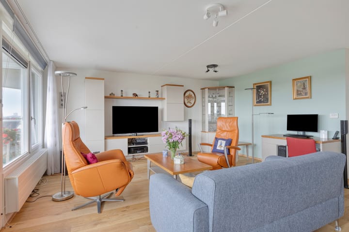 Photo 9 of Poortugaalstraat 130