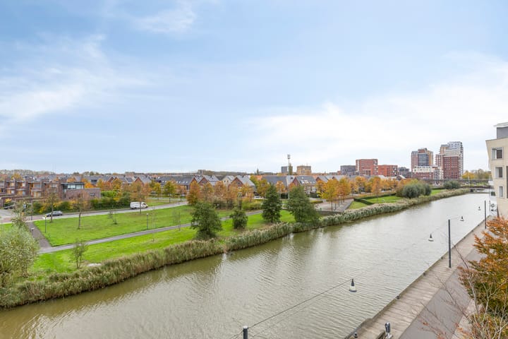 Photo 23 of Poortugaalstraat 130