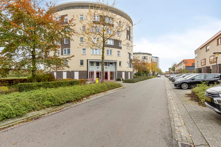 Photo 28 of Poortugaalstraat 130