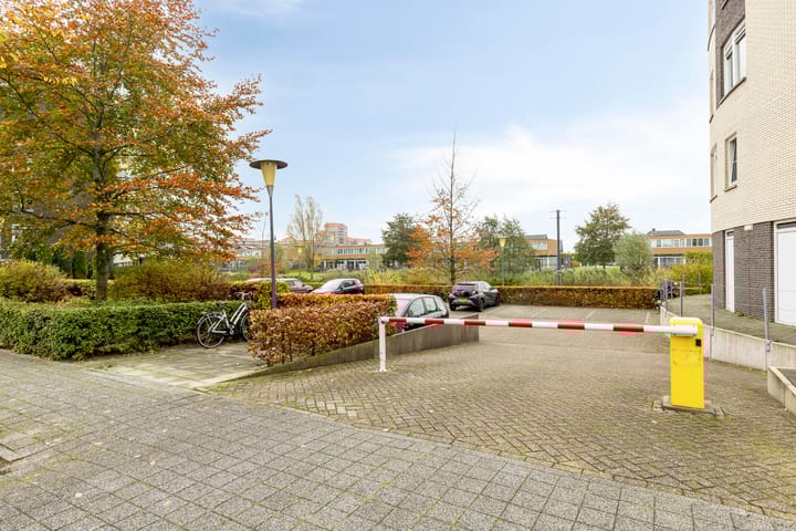 Photo 25 of Poortugaalstraat 130