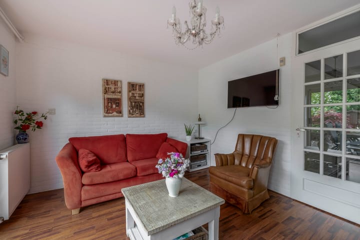 Photo 14 of Plutostraat 33