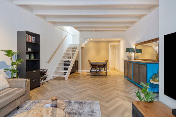 Photo 4 of Lange St. Janstraat 3