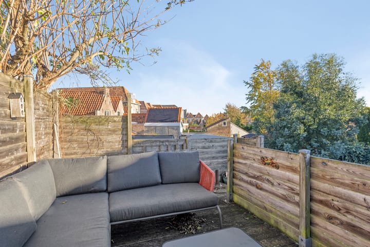 Photo 18 of Lange St. Janstraat 3