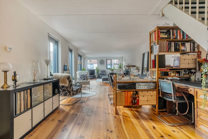 Foto 8 van Puccinistraat 14