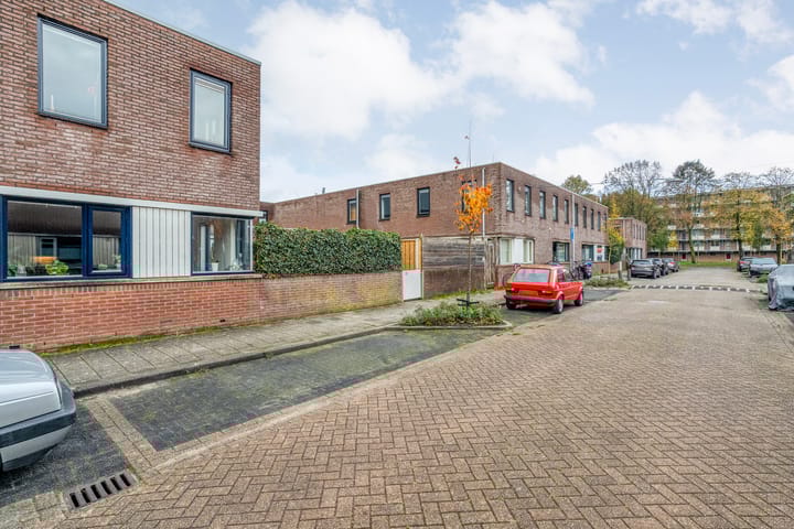 Foto 36 van Puccinistraat 14