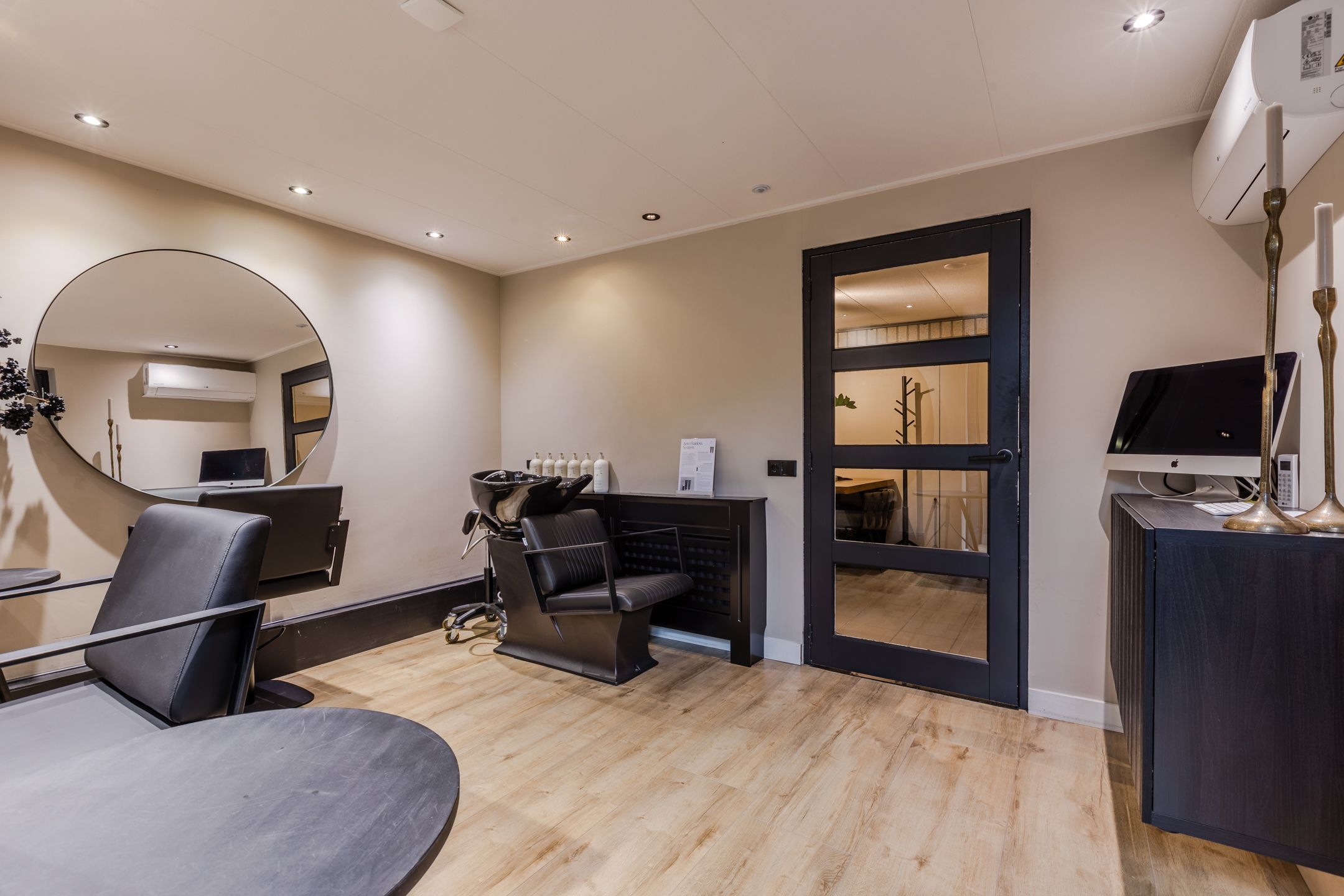 Foto 12 van Bladkoninkje 11