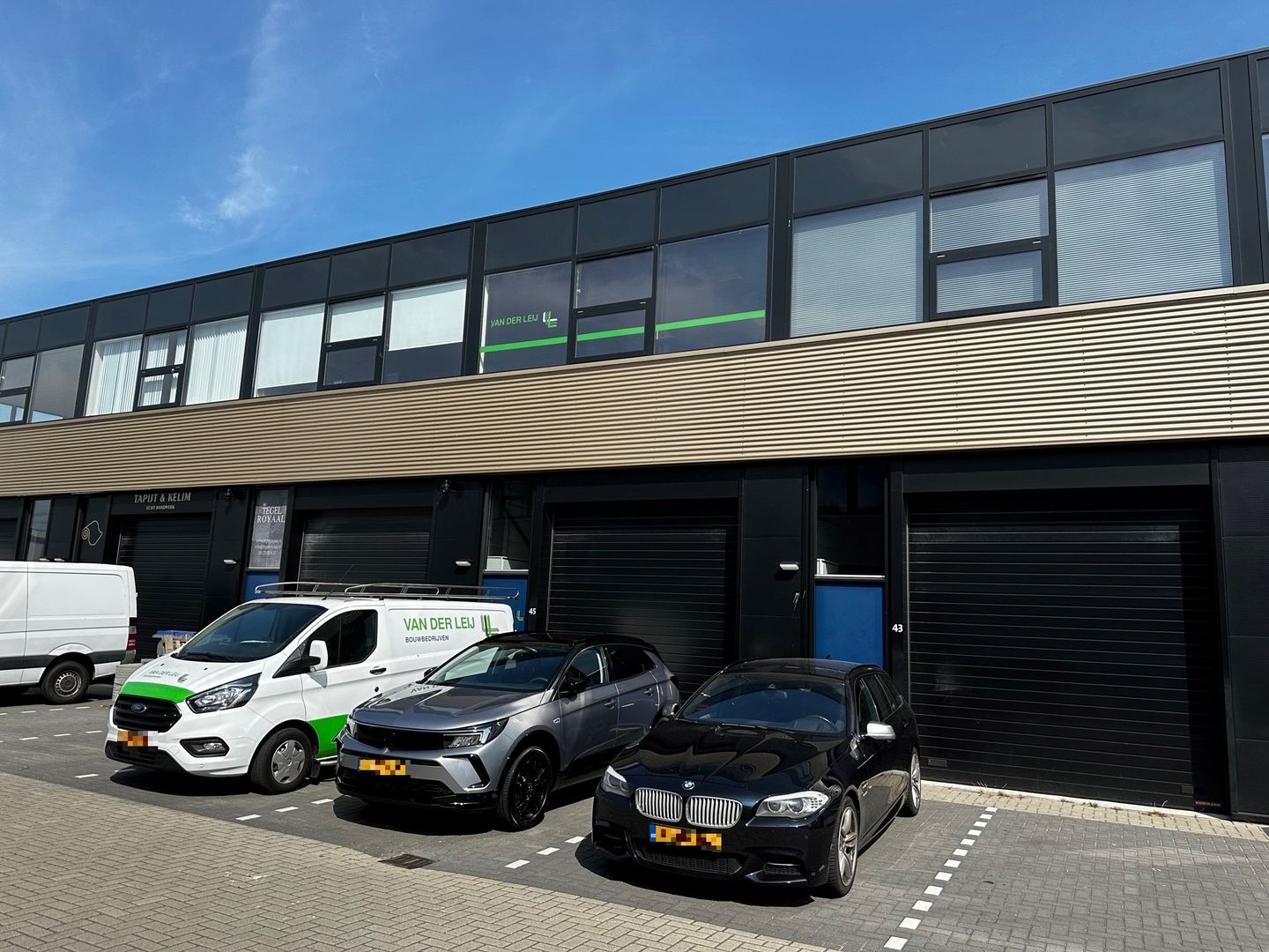 View photo 1 of Facetlaan 45