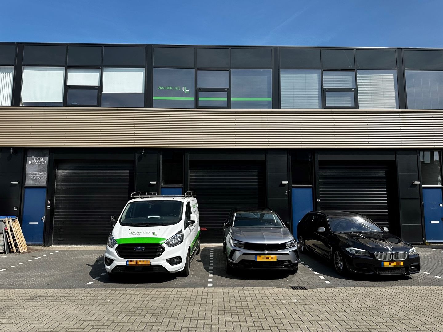 View photo 2 of Facetlaan 45