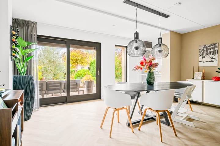 Photo 7 of Leonard Springerlaan 50