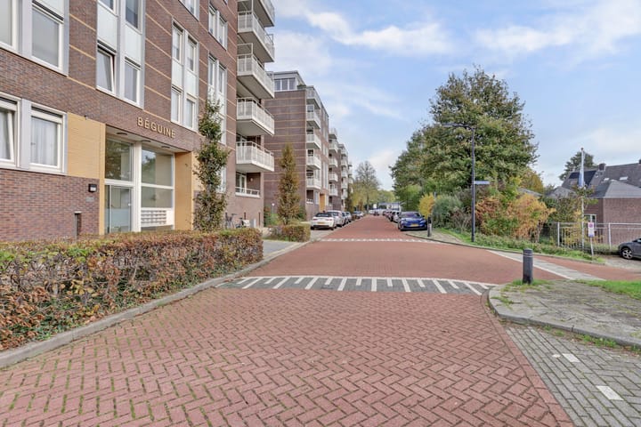 Photo 36 of Verdistraat 121