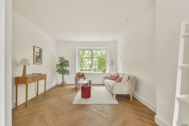 Photo 2 of Adelaarsweg 27-1