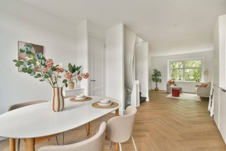 Photo 9 of Adelaarsweg 27-1