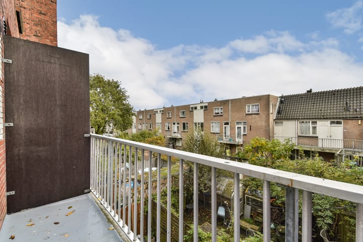 Photo 11 of Adelaarsweg 27-1