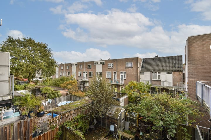 Photo 12 of Adelaarsweg 27-1