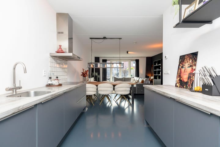 Photo 2 of Mgr. Horsthuisstraat 28