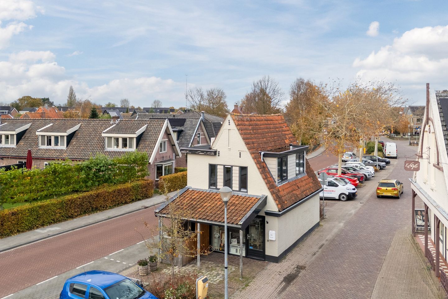 View photo 2 of Dorpsstraat 597