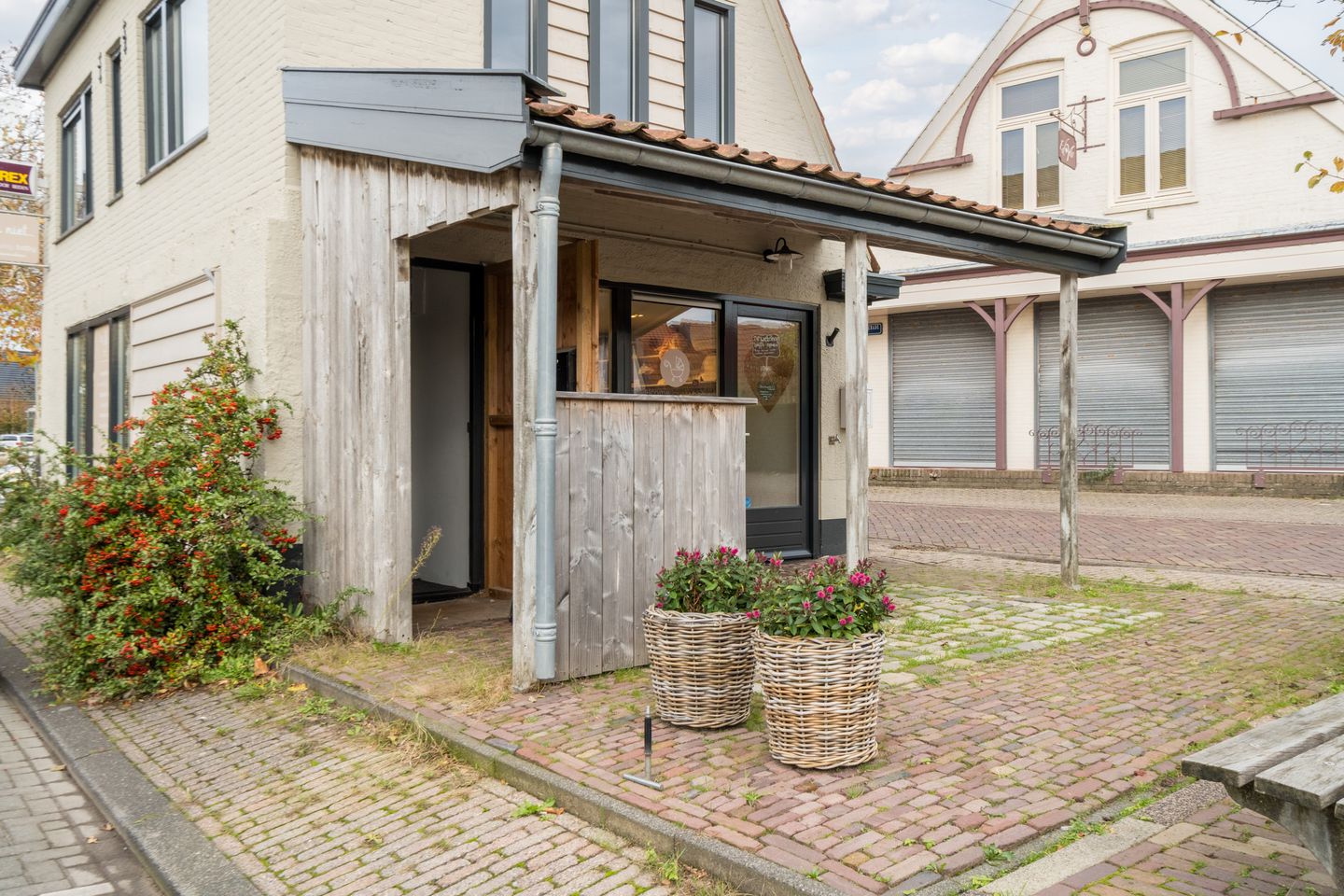 View photo 5 of Dorpsstraat 597