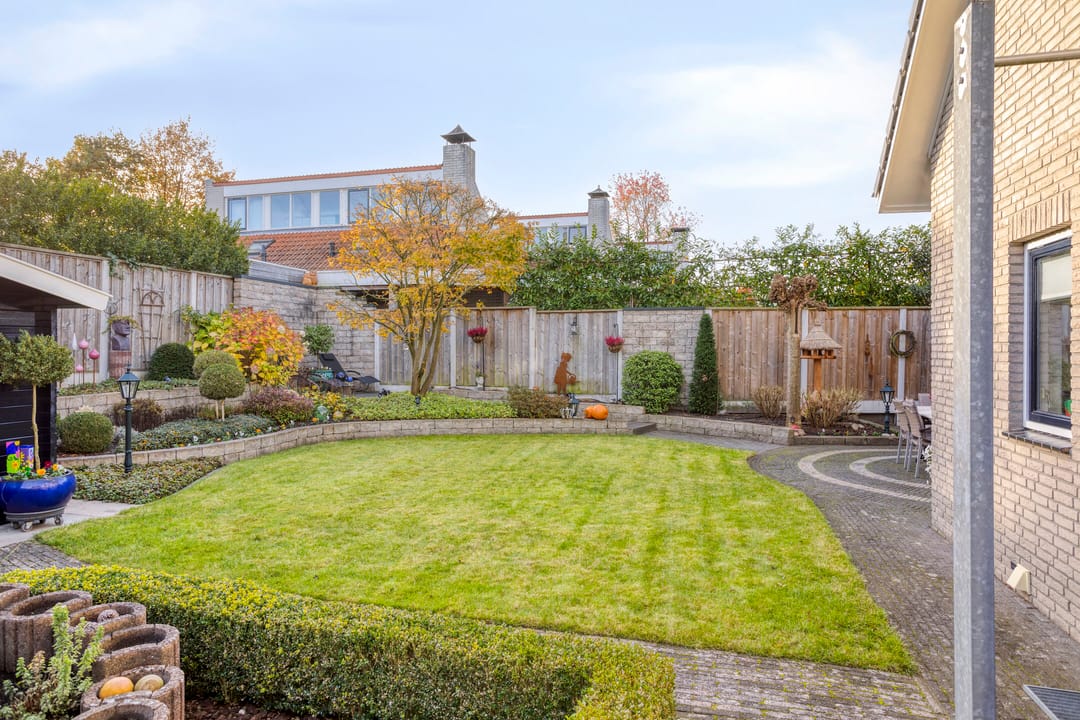 Photo 37 of Rigolettolaan 7