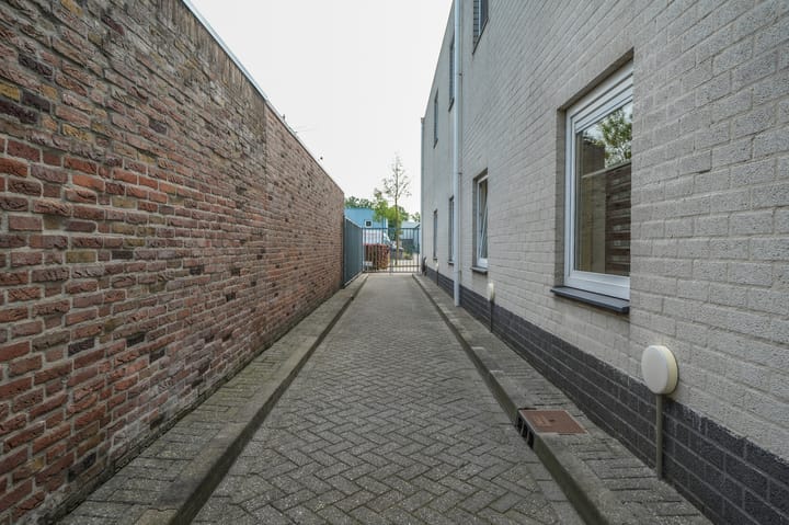 Foto 44 van Dommelstraat 30