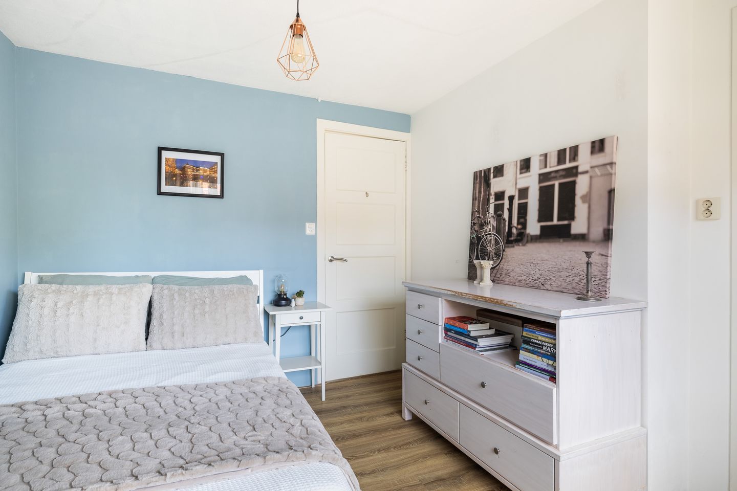 Photo 14 of Adelboldstraat 52