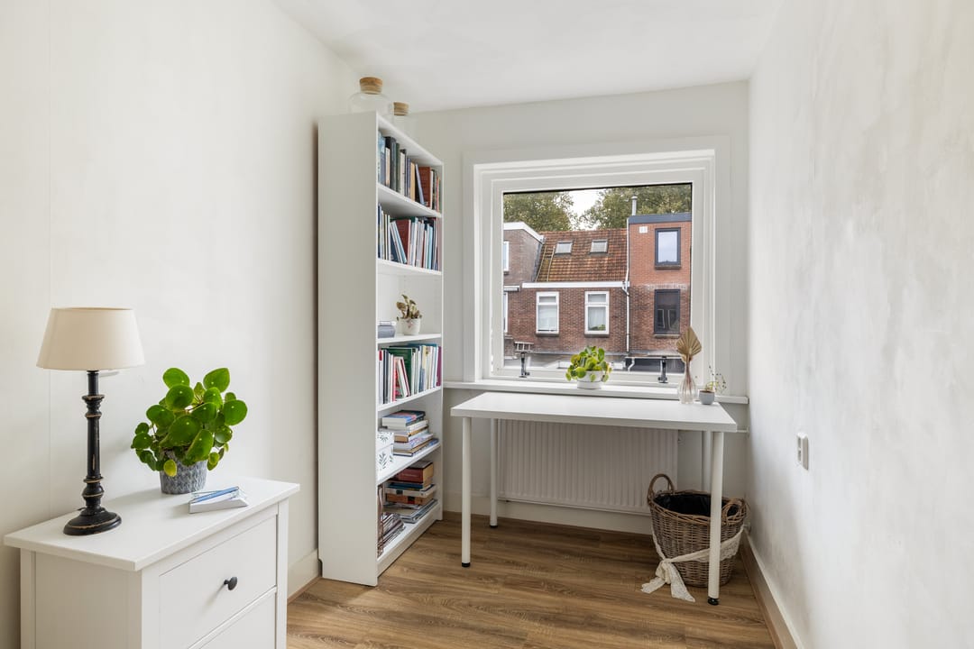 Photo 17 of Adelboldstraat 52