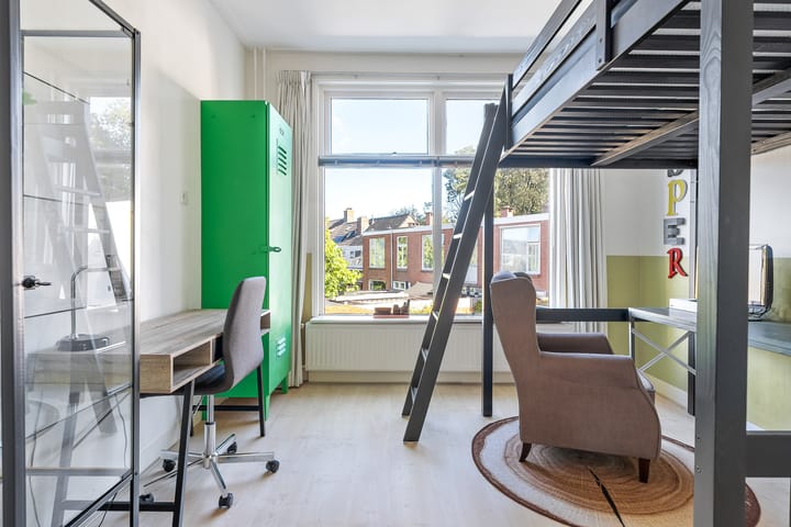 Foto 23 van Leeuwerikstraat 6