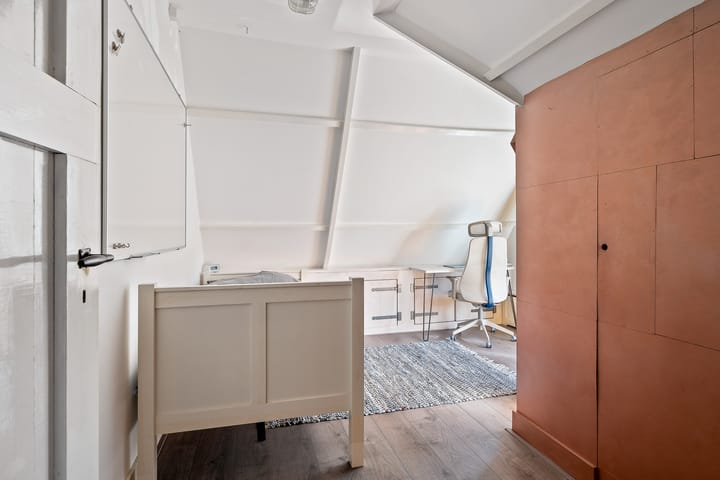 Foto 33 van Leeuwerikstraat 6