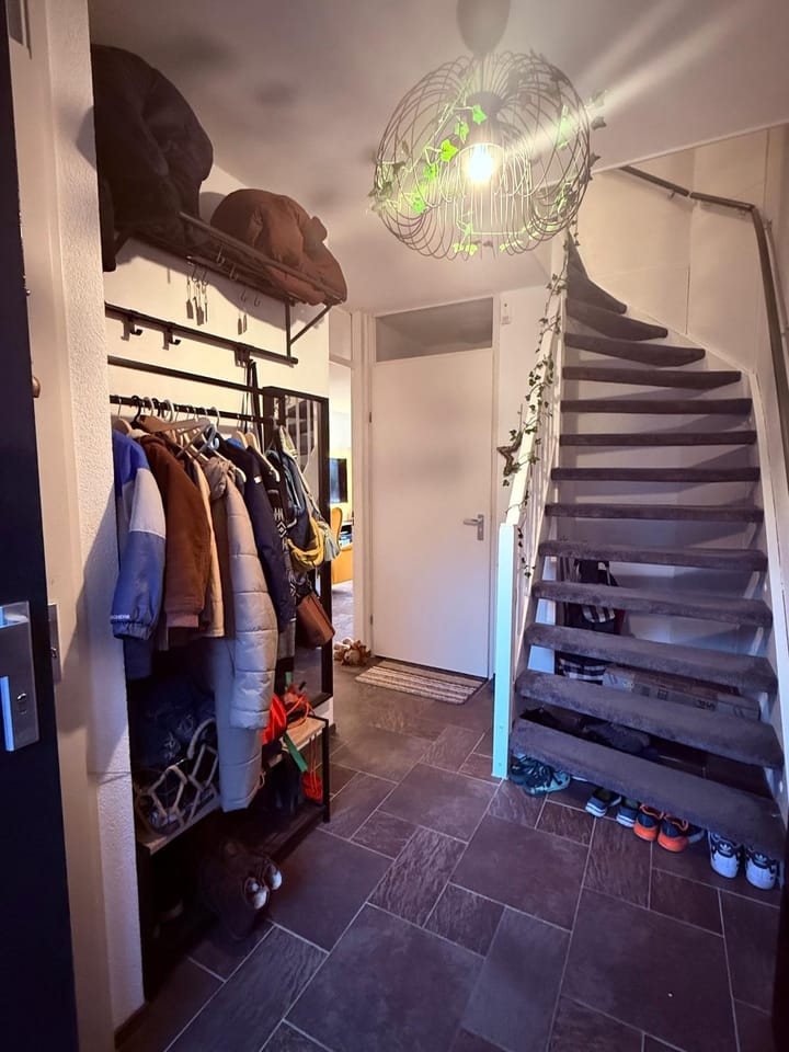 Foto 21 van Delacroixstraat 11