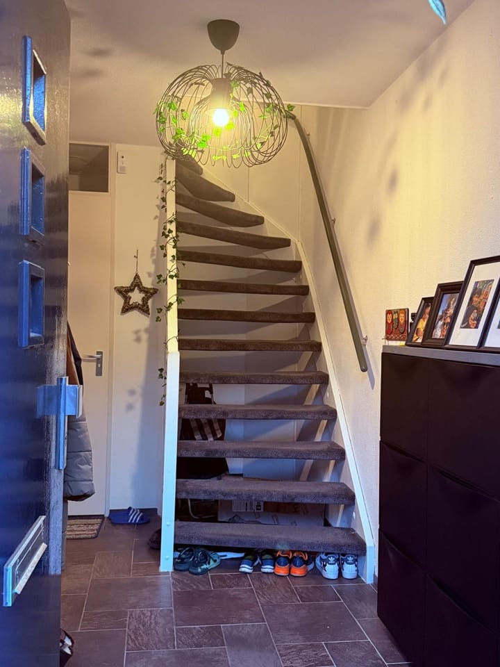 Foto 7 van Delacroixstraat 11