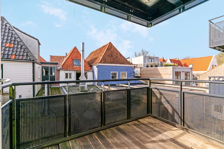 Photo 15 of Achterstraat 31